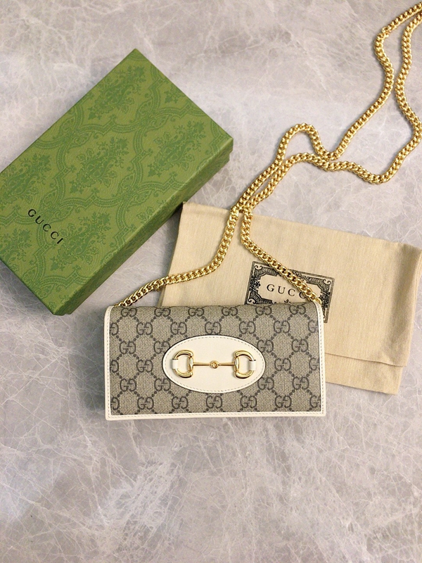 グッチ財布 レプリカ角部分ディテール